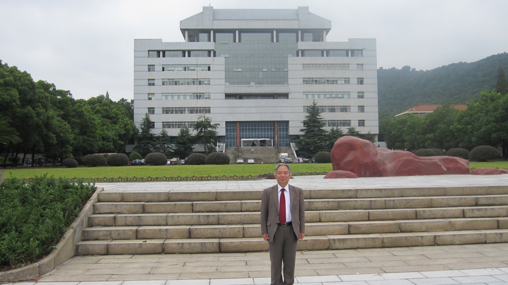 http://www.ames.pi.titech.ac.jp/old/images/201309_04tyunanuniv.jpg