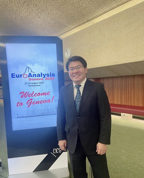 euroanalysis01.jpg